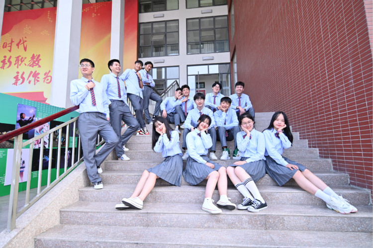 I(y)LAXI(y)\ƪ֣